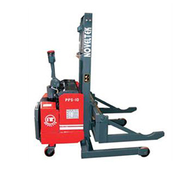 Powered Pallet Stacker with Shaft Carrier
